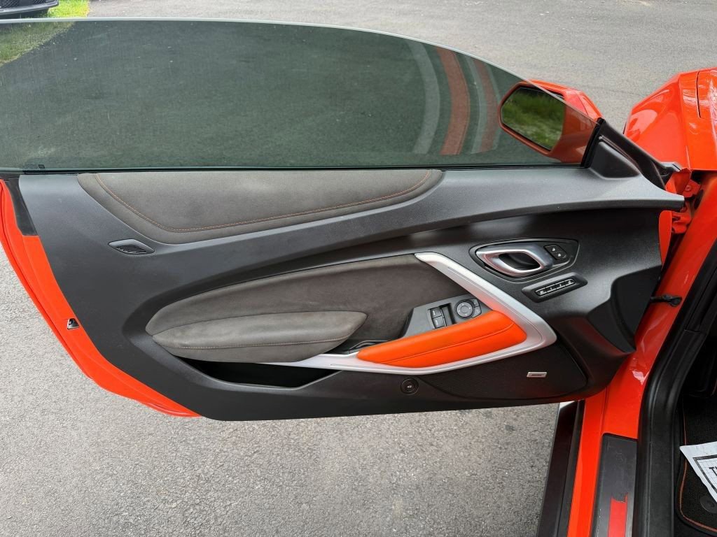 Used 2018 Chevrolet Camaro SS w/ Hot Wheels Edition RWD image 10