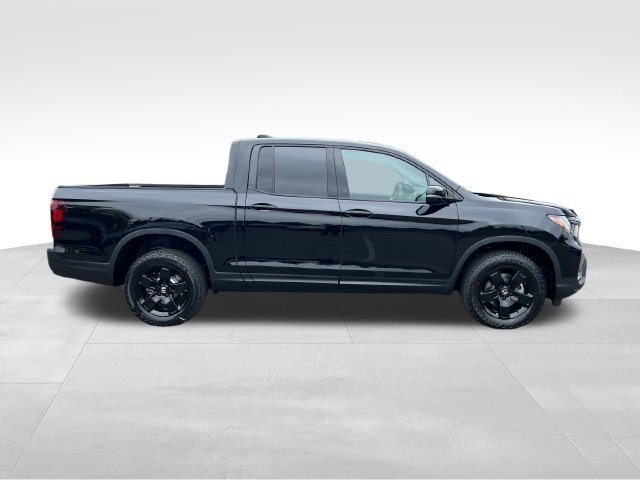New 2026 Honda Ridgeline Black Edition image 9