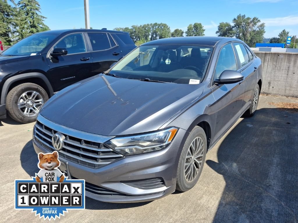Used 2019 Volkswagen Jetta SE w/ Cold Weather Package FWD image 1