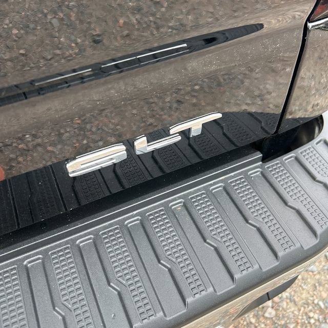 Used 2020 GMC Sierra 1500 SLT w/ SLT Premium Plus Package image 9