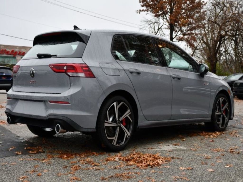 New 2026 Volkswagen GTI SE FWD image 7