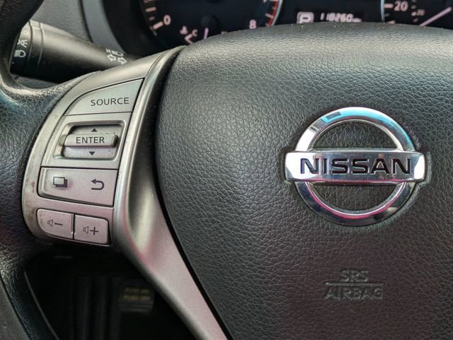 Used 2014 Nissan Altima 2.5 S w/ Sport Value Package image 19