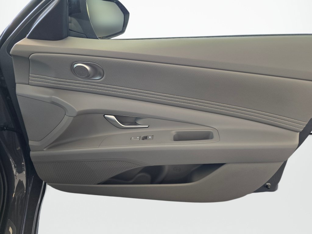 New 2026 Hyundai Elantra SEL Sport Premium FWD image 40