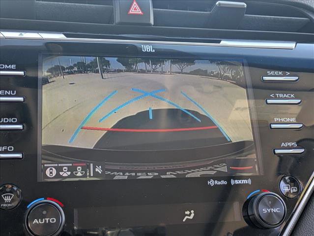 Used 2018 Toyota Camry XSE image 12