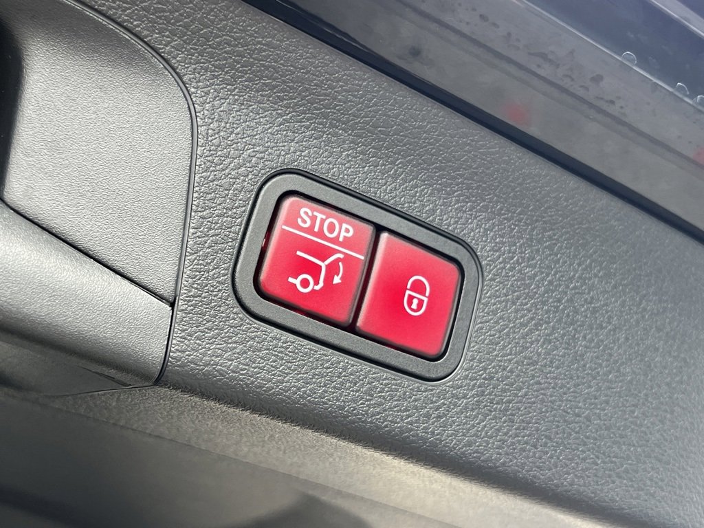 Used 2022 Mercedes-Benz GLS 63 AMG 4MATIC image 22