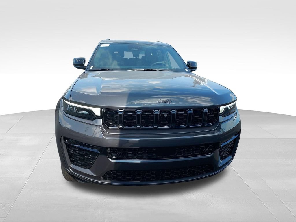 New 2026 Jeep Grand Cherokee L Summit w/ Obsidian Package AWD/4WD image 9