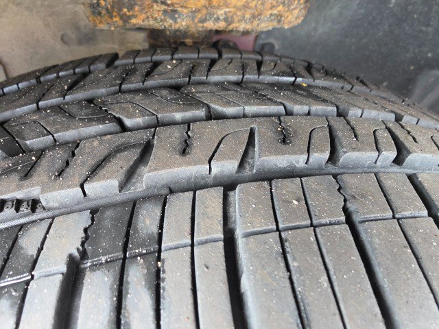 Used 2019 Buick Encore Essence w/ Experience Buick Package image 9