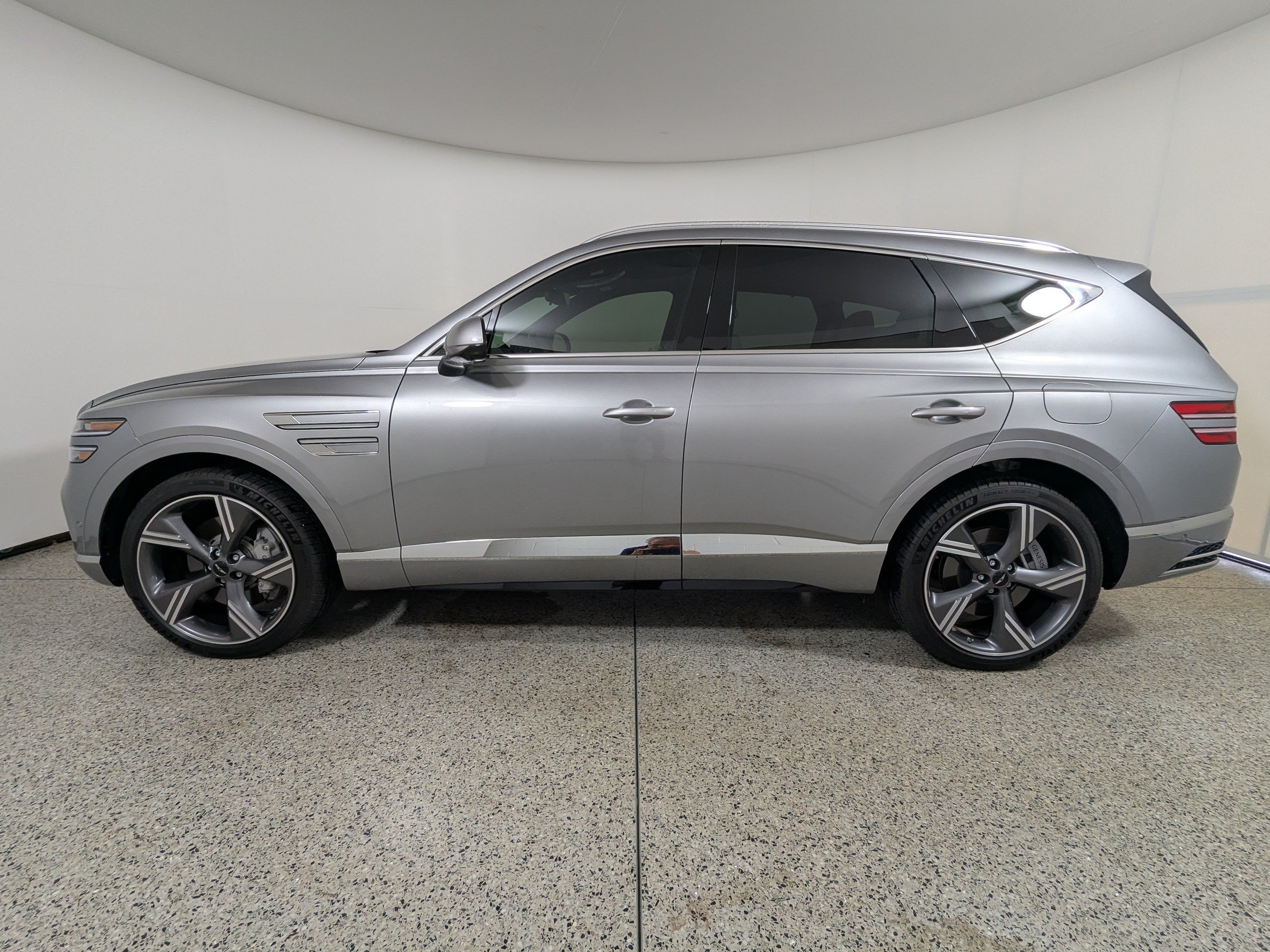 Used 2025 Genesis GV80 3.5T Prestige AWD/4WD image 4