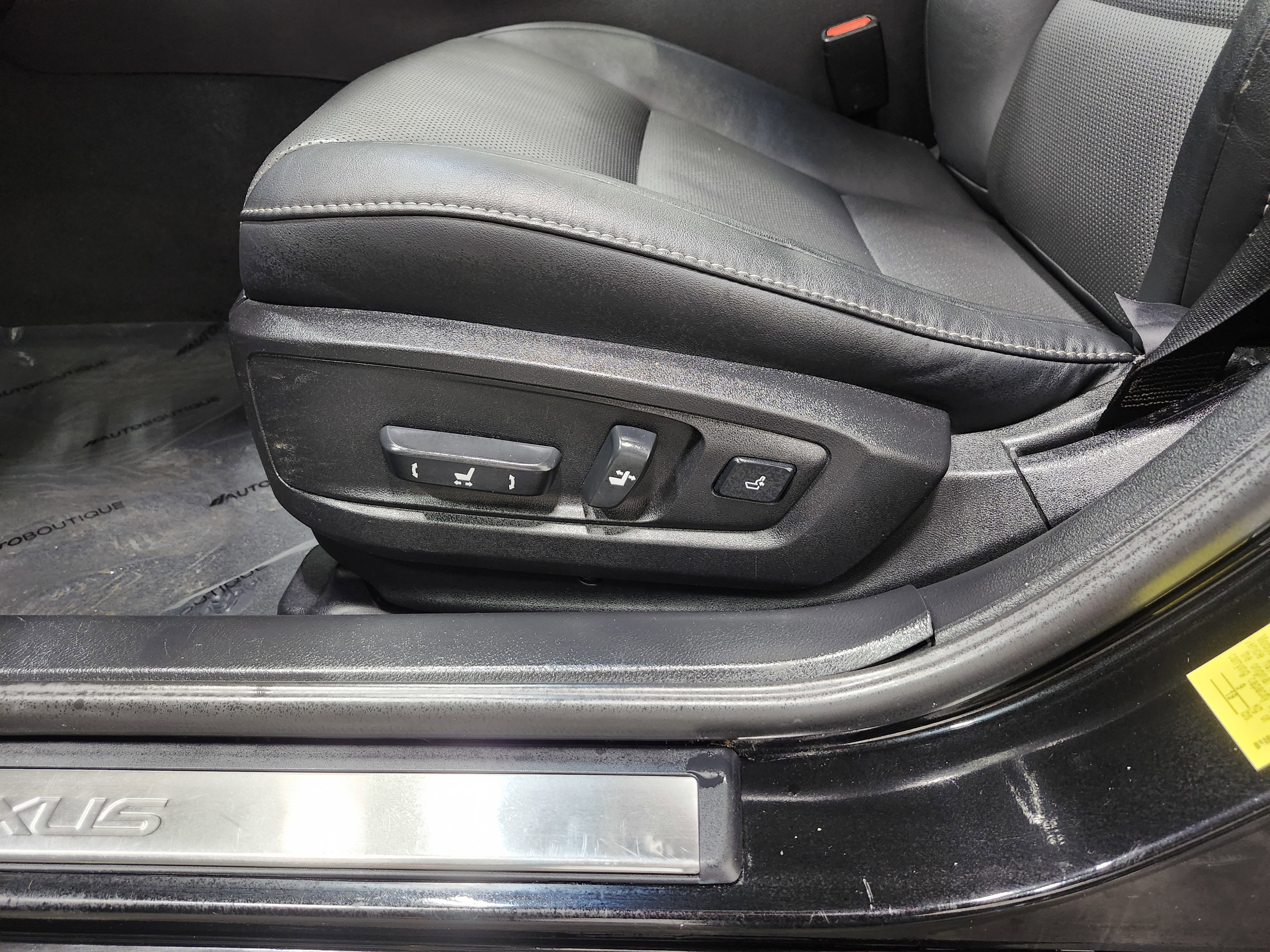 Used 2016 Lexus ES 350 w/ Premium Package w/Wood Trim image 26