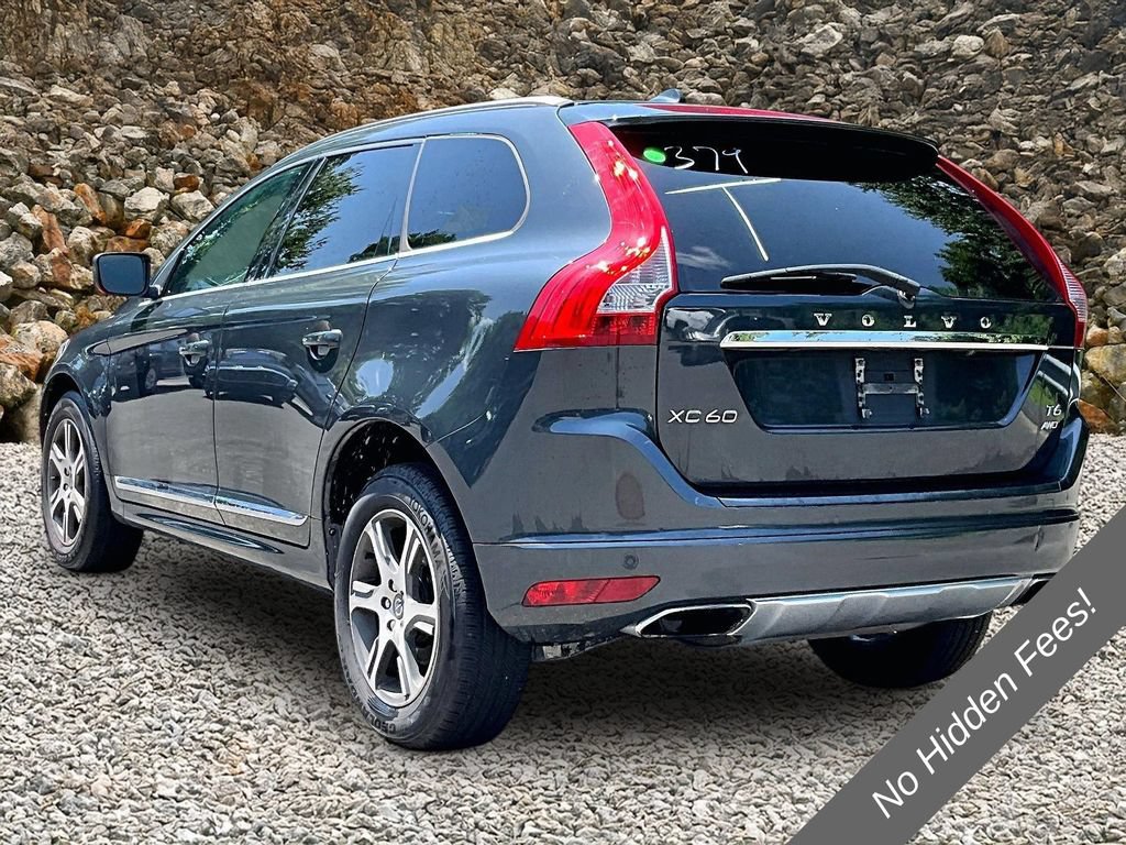Used 2015 Volvo XC60 T6 w/ Proximity Package AWD/4WD image 11