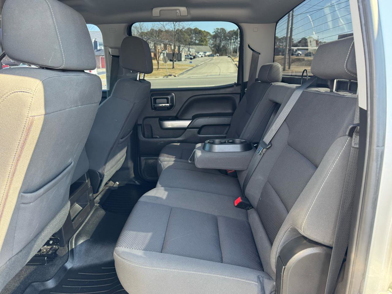 Used 2018 Chevrolet Silverado 1500 LT w/ All Star Edition image 18