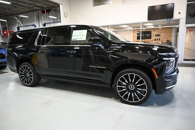 New 2026 Chevrolet Suburban High Country image 4