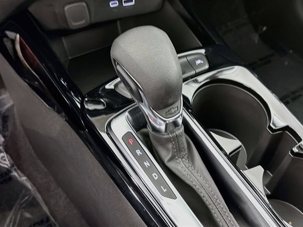New 2026 Chevrolet Trax LT w/ Driver Confidence Package FWD image 17