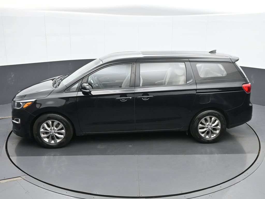 Used 2020 Kia Sedona L FWD image 19