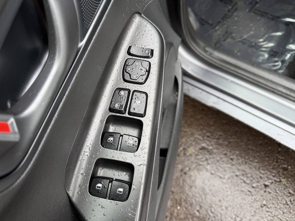 Used 2019 Hyundai Kona Ultimate image 13