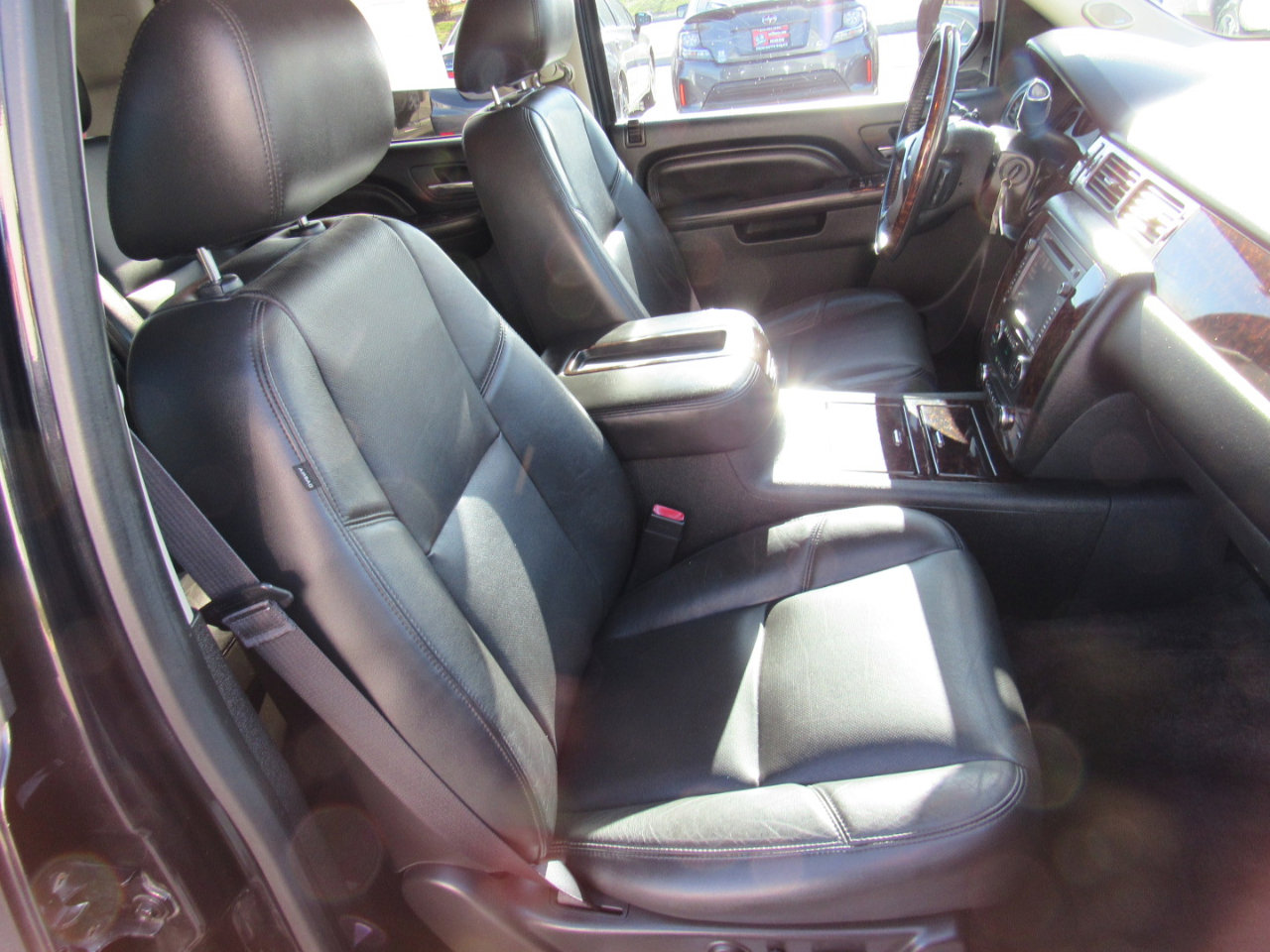 Used 2013 GMC Yukon XL Denali image 25