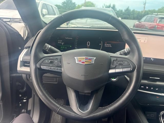 Used 2025 Cadillac XT4 Premium Luxury AWD/4WD image 7