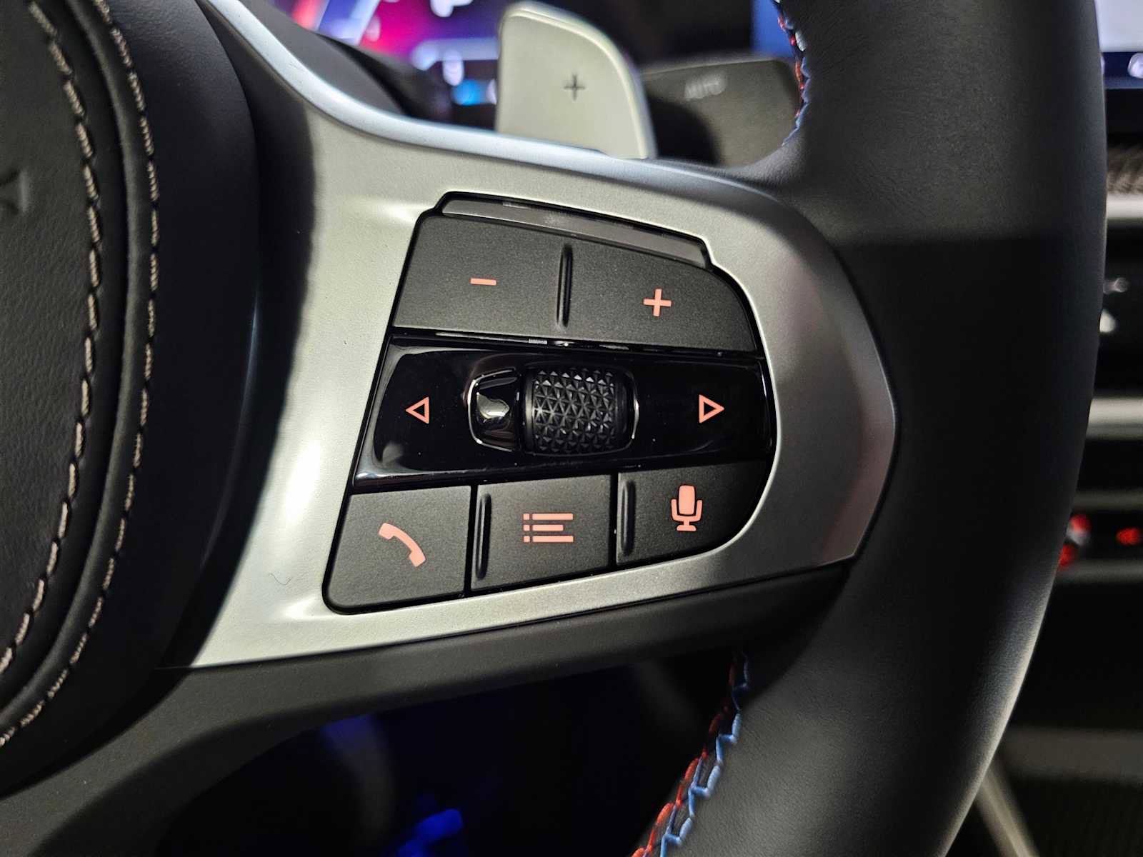 New 2026 BMW X6 M60i AWD/4WD image 19