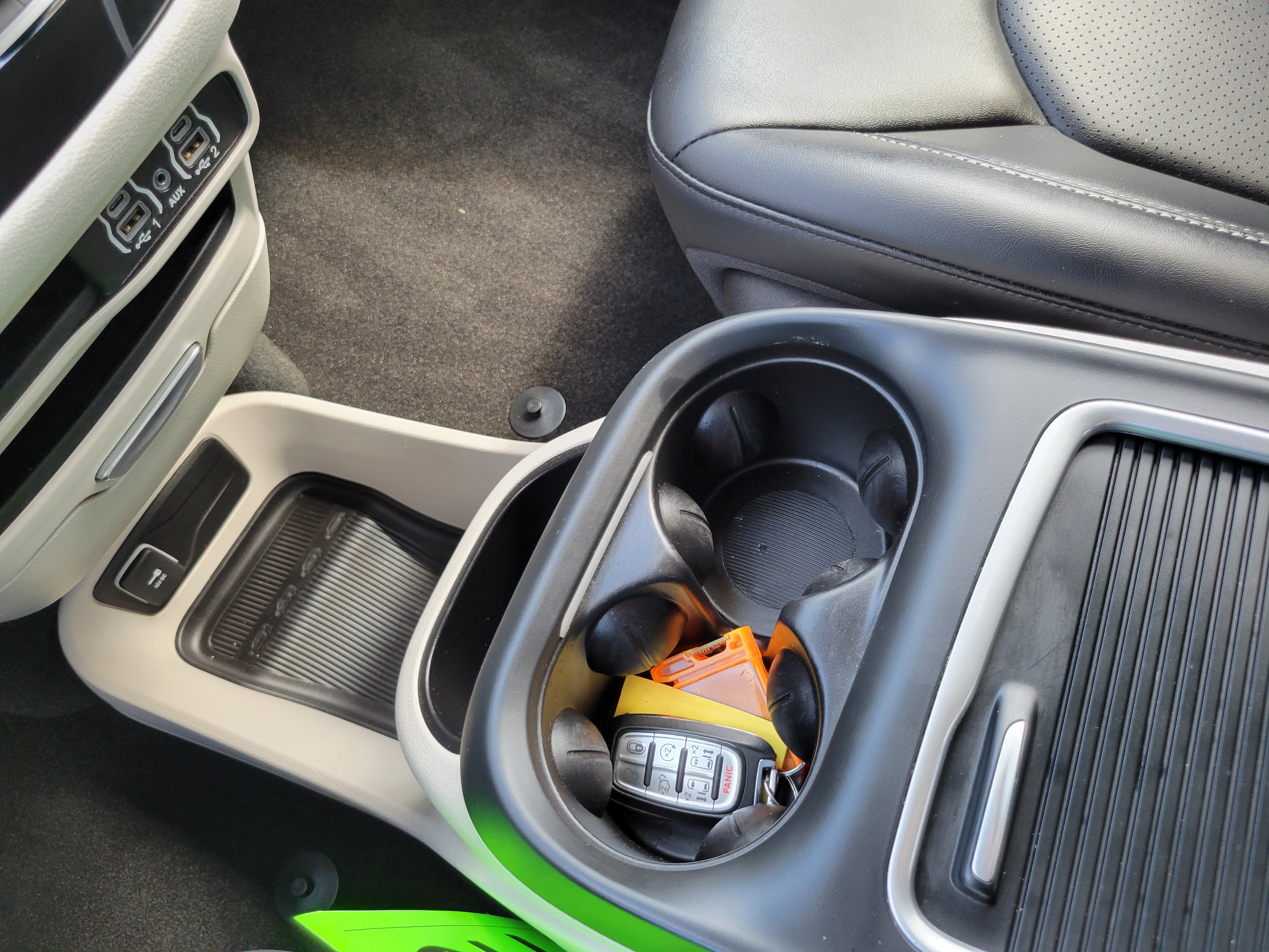 Used 2024 Chrysler Pacifica Touring-L w/ Road Tripper Package FWD image 19