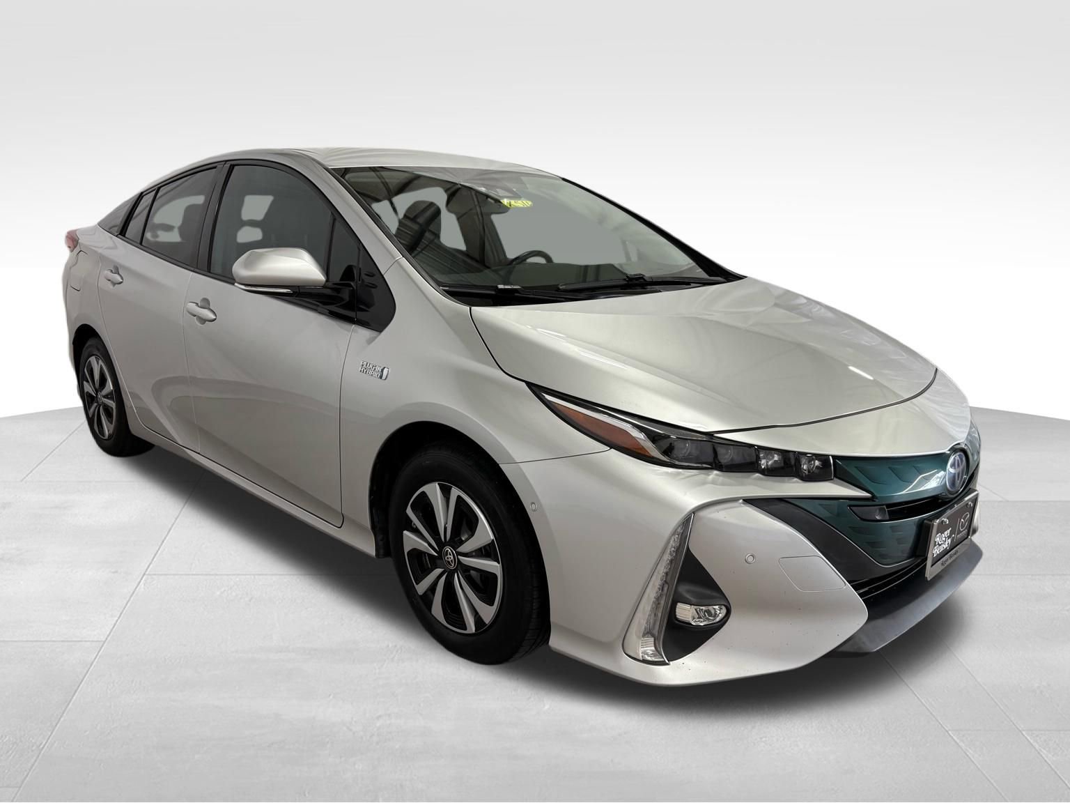 Used 2018 Toyota Prius Prime Advanced FWD image 3