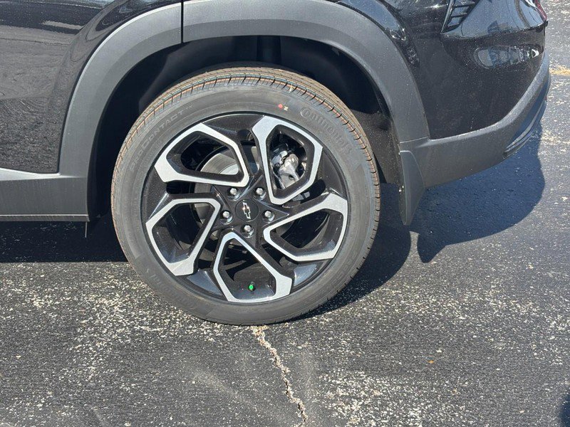 New 2026 Chevrolet Trax RS FWD image 4