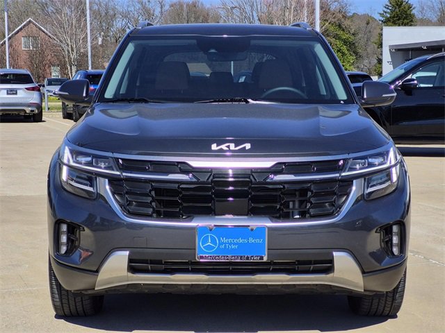 Used 2024 Kia Seltos SX w/ SX Sunroof Package image 2