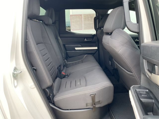 Certified 2024 Toyota Tacoma TRD Off-Road AWD/4WD image 15