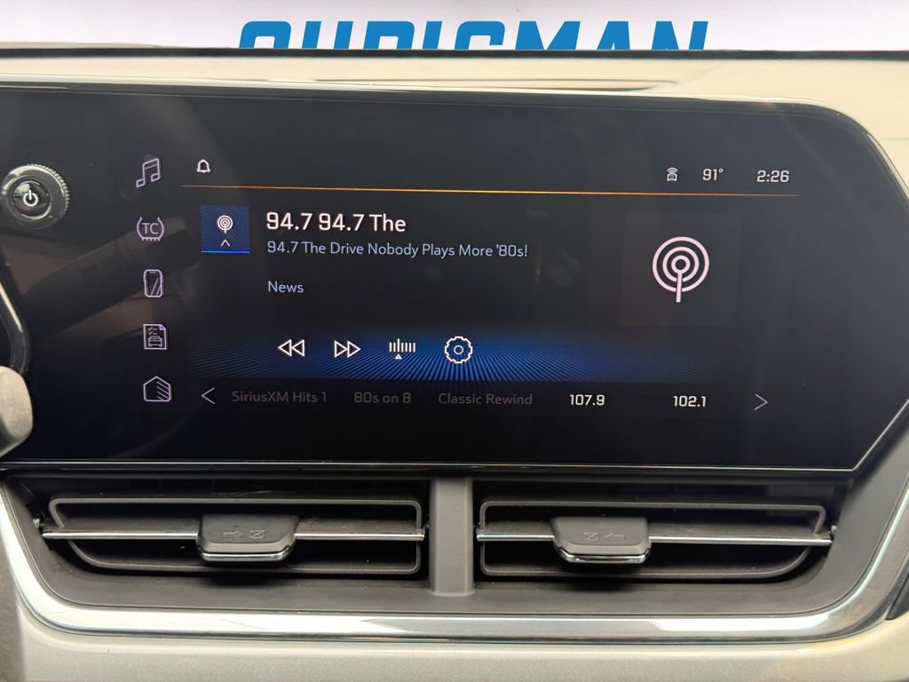 Used 2025 Chevrolet Trax LT FWD image 14