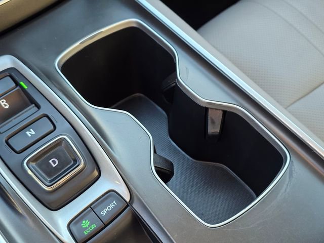 Used 2018 Honda Accord Touring image 33