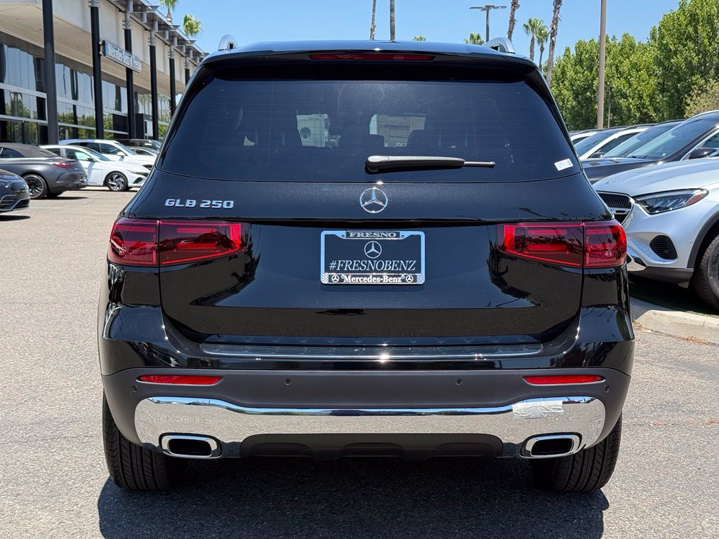 New 2026 Mercedes-Benz GLB 250 image 16