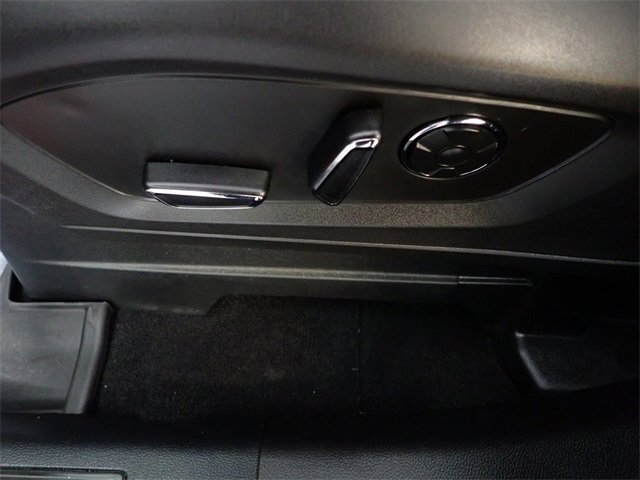 Used 2020 Ford Explorer ST w/ ST High-Performance Pack image 25