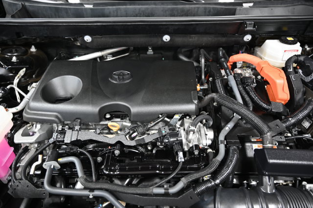 Used 2024 Toyota RAV4 XLE AWD/4WD image 31
