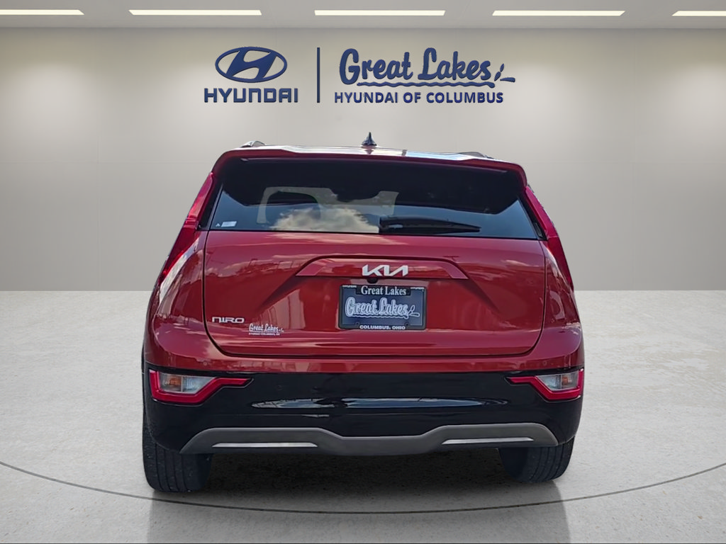 Used 2023 Kia Niro Wind w/ Wind Preserve Package FWD image 4