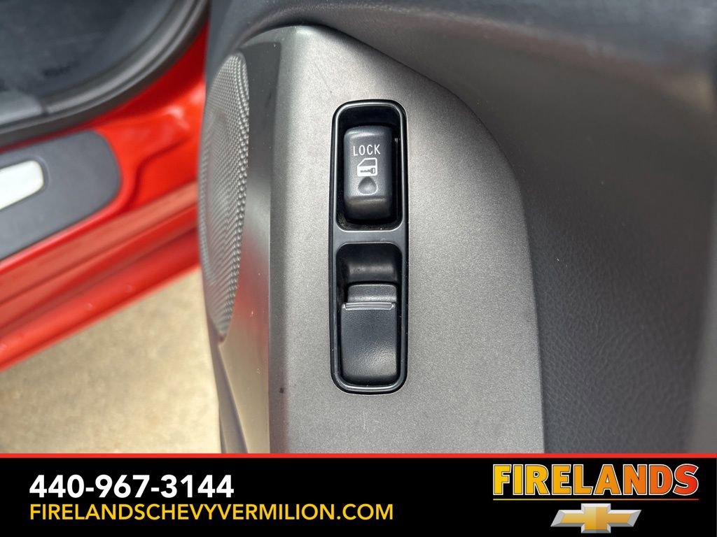 Used 2008 Mitsubishi Eclipse SE image 34