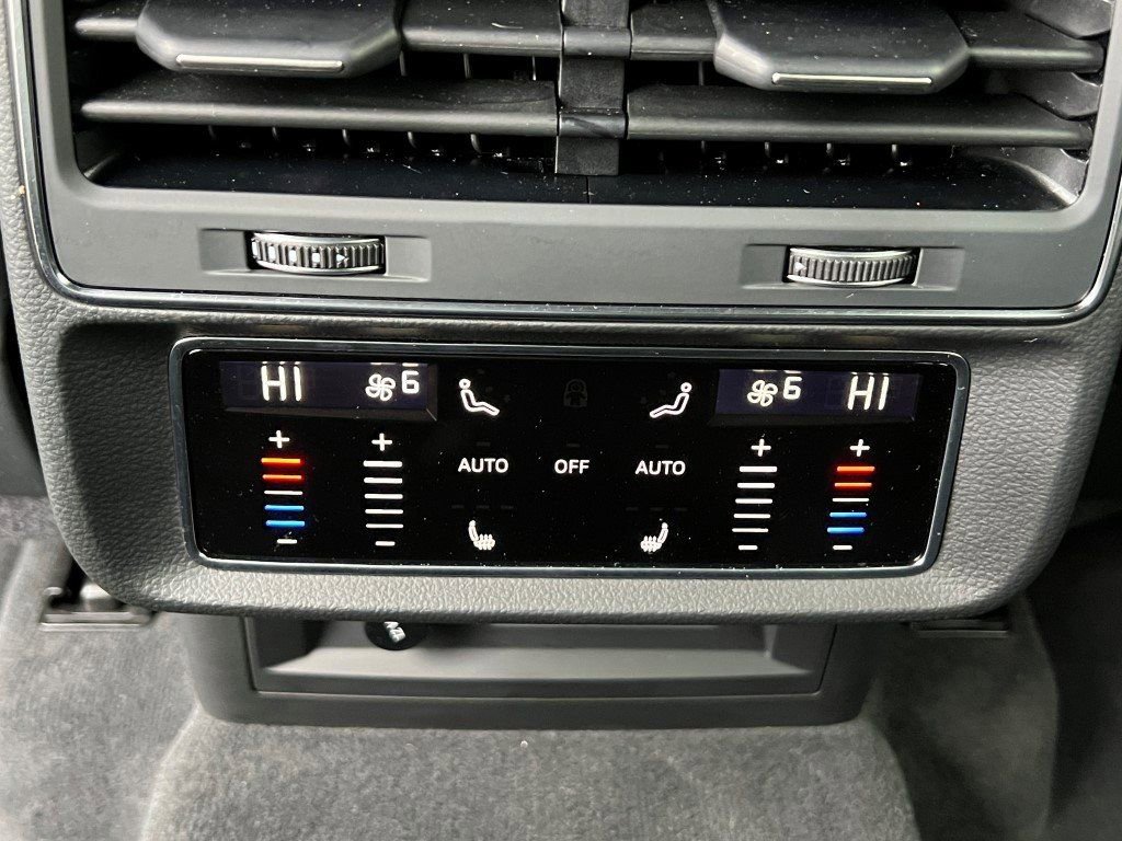 Used 2025 Audi Q7 3.0T Prestige w/ Prestige Package image 19
