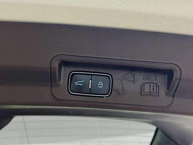 Used 2022 Ford Explorer King Ranch RWD image 29