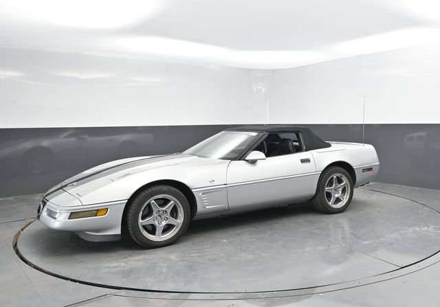 Used 1996 Chevrolet Corvette Convertible RWD image 6