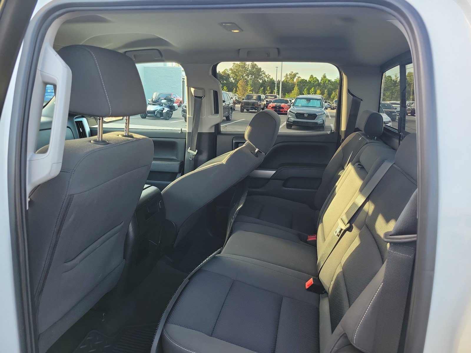 Used 2018 Chevrolet Silverado 1500 LT w/ All Star Edition AWD/4WD image 27