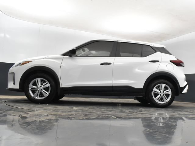 Used 2024 Nissan Kicks S FWD image 17