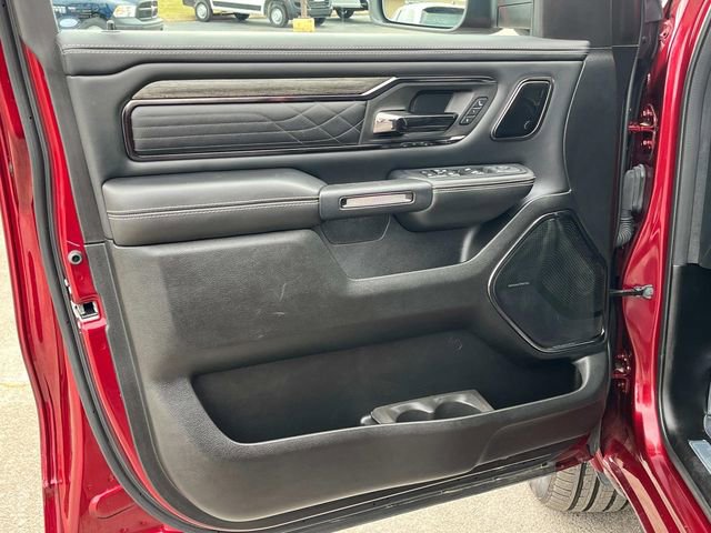 Used 2025 RAM 1500 Limited AWD/4WD image 18