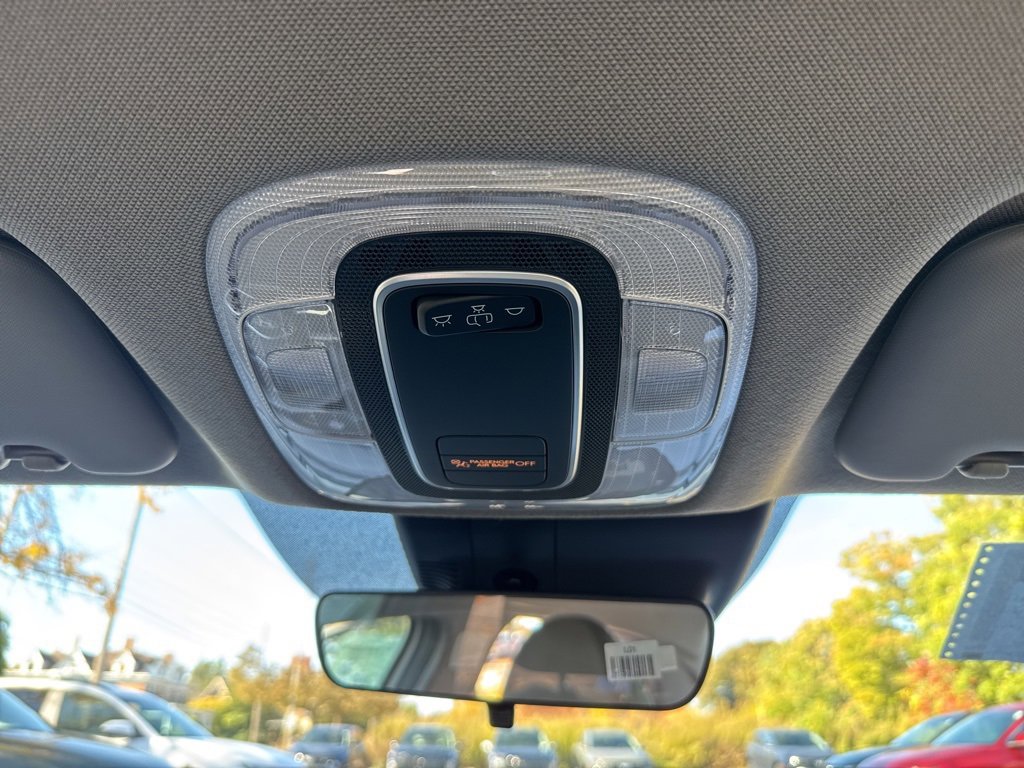 New 2025 Hyundai Elantra Sport image 18