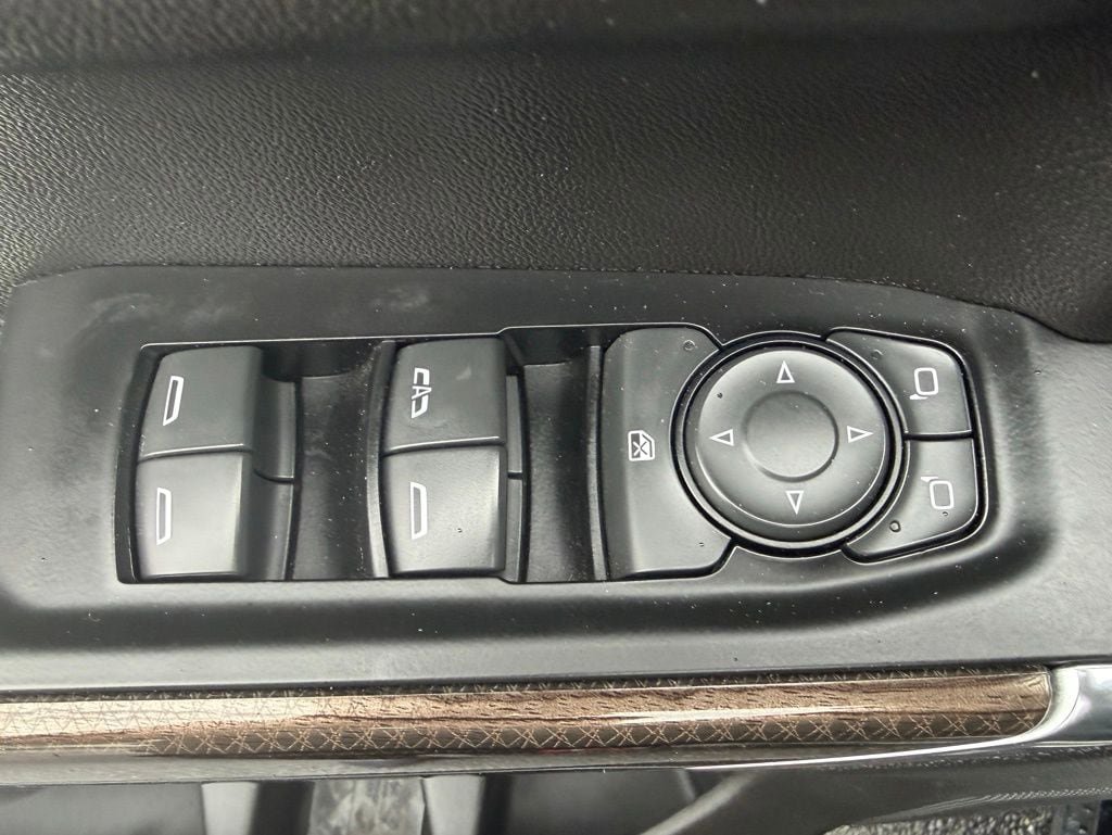 Used 2019 Chevrolet Silverado 1500 RST AWD/4WD image 20