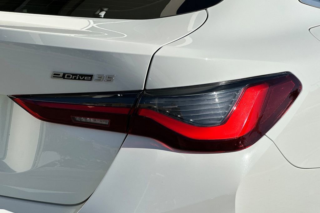 Used 2023 BMW i4 eDrive35 w/ Premium Package RWD image 32
