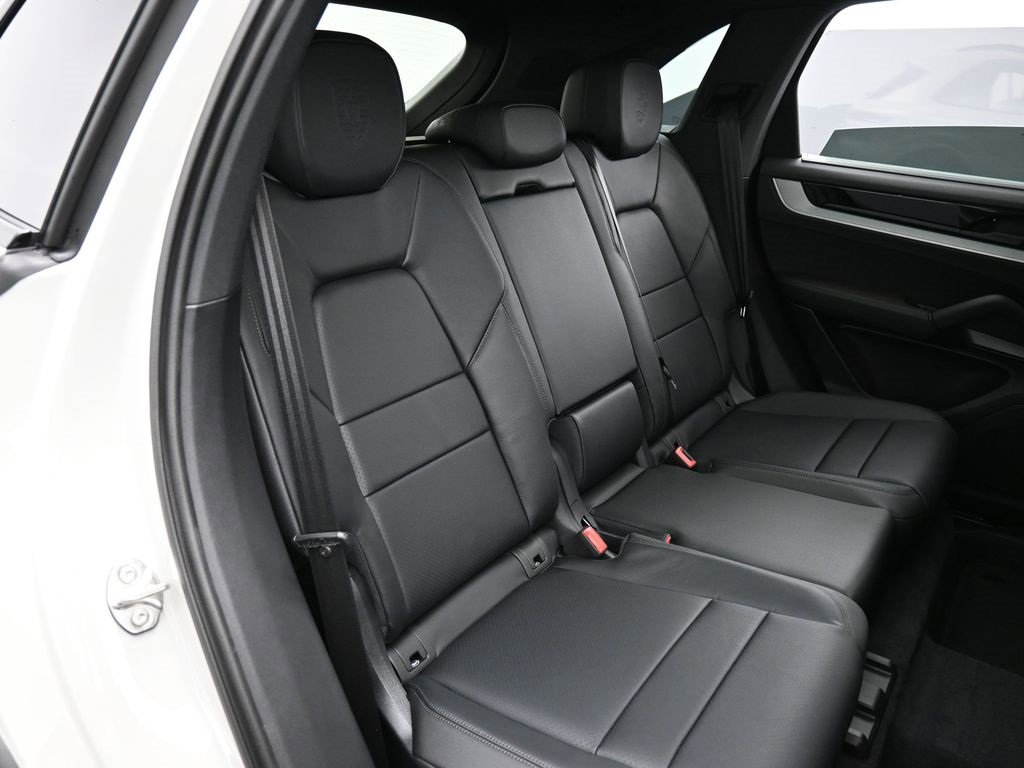 New 2026 Porsche Cayenne E-Hybrid image 27