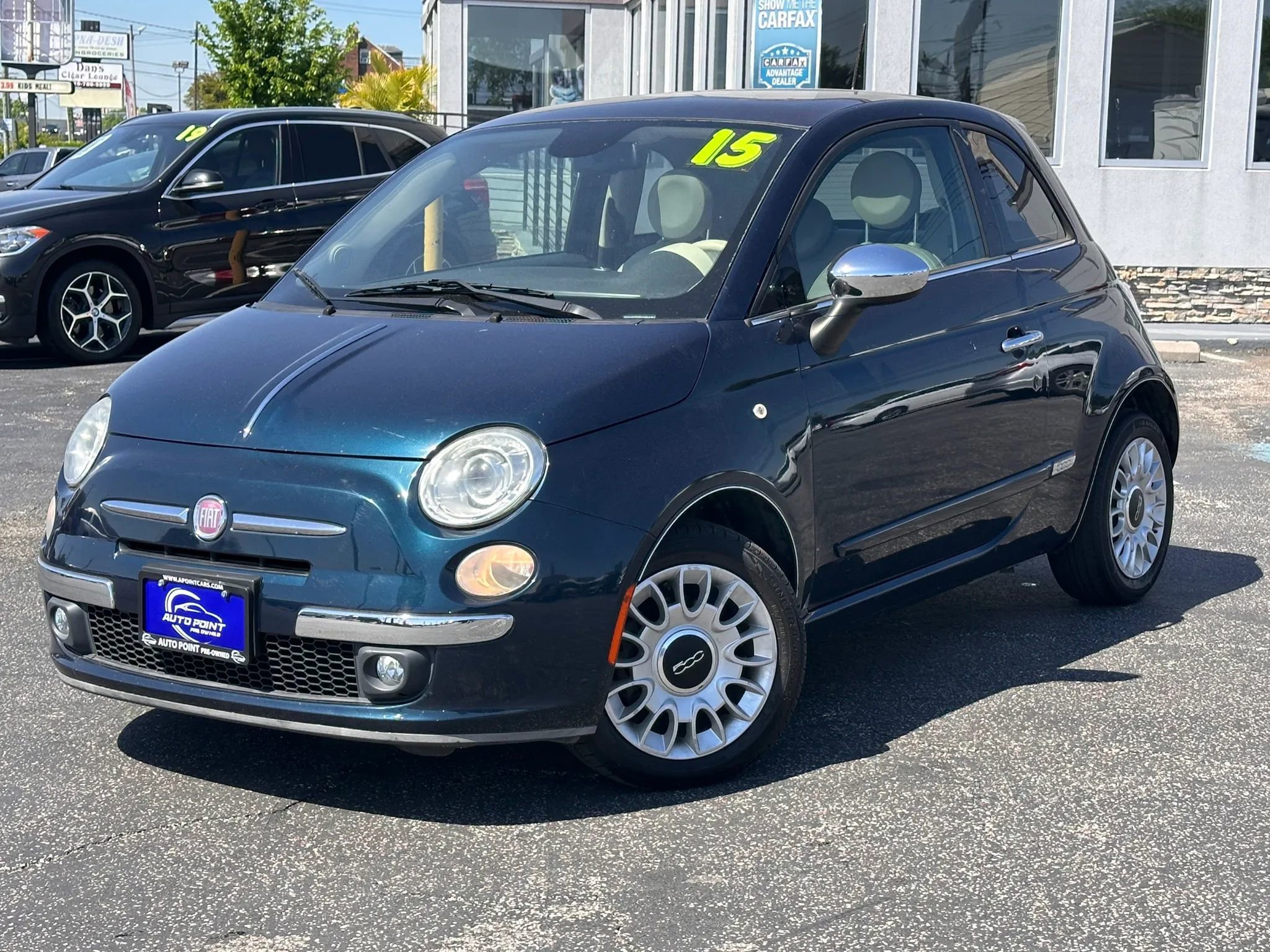 Used 2015 FIAT 500 Lounge w/ Luxury Leather Package FWD image 1
