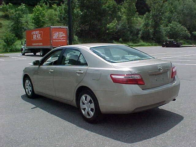 Used 2007 Toyota Camry LE FWD image 29