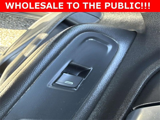 Used 2018 GMC Terrain SLE w/ Driver Convenience Package image 16