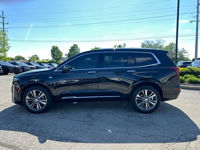Used 2021 Cadillac XT6 Premium Luxury w/ LPO, Floor Liner Package AWD/4WD image 4