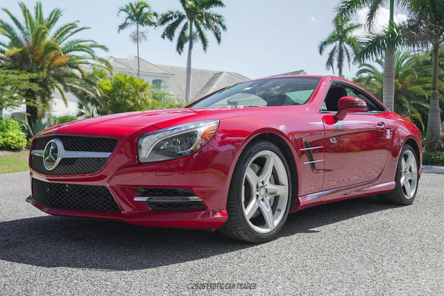 Used 2013 Mercedes-Benz SL 550 image 16