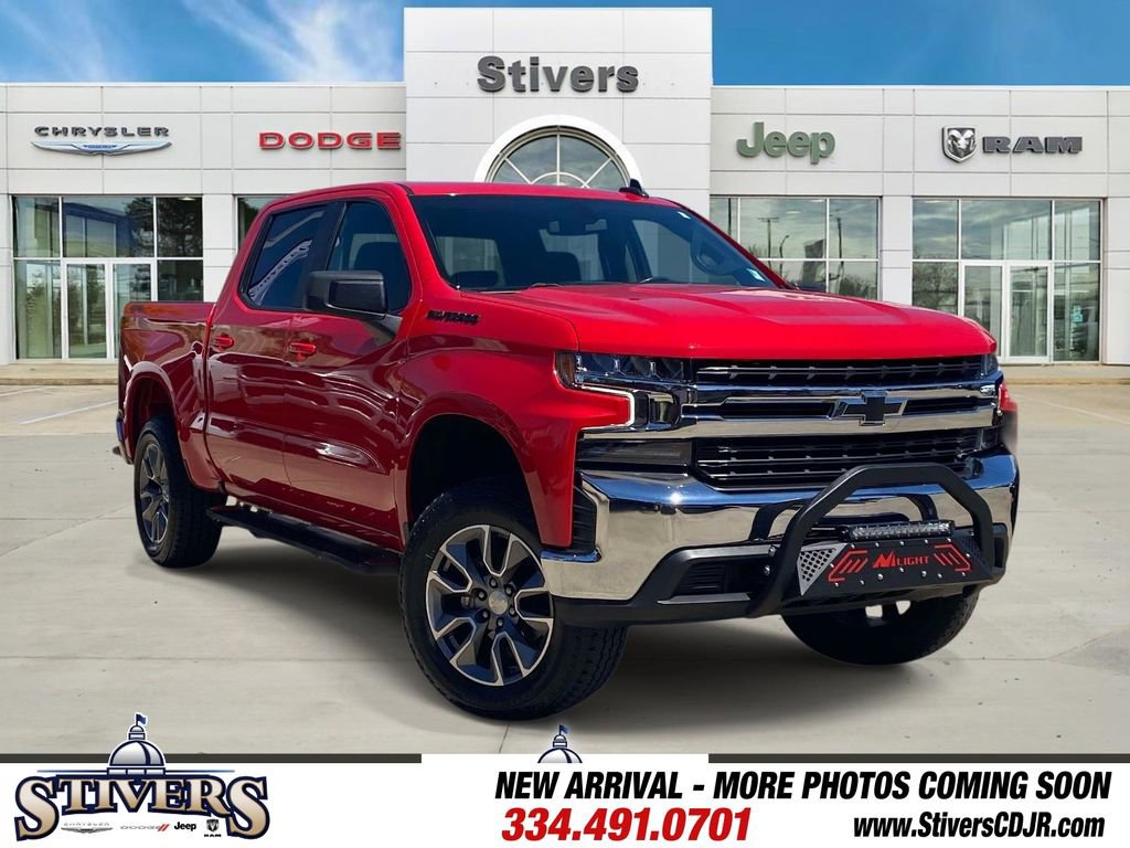 Used 2022 Chevrolet Silverado 1500 LT image 1